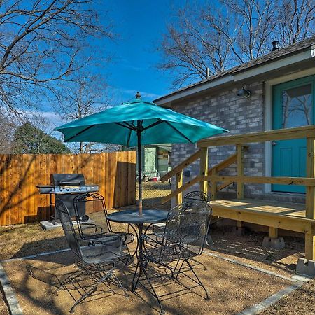 Cozy Home Blocks To Georgetown Square And Su! Екстериор снимка