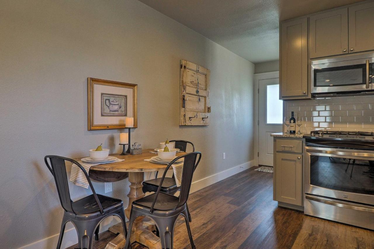 Cozy Home Blocks To Georgetown Square And Su! Екстериор снимка